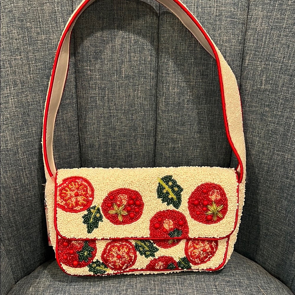 Viral beaded tomato bag NWT